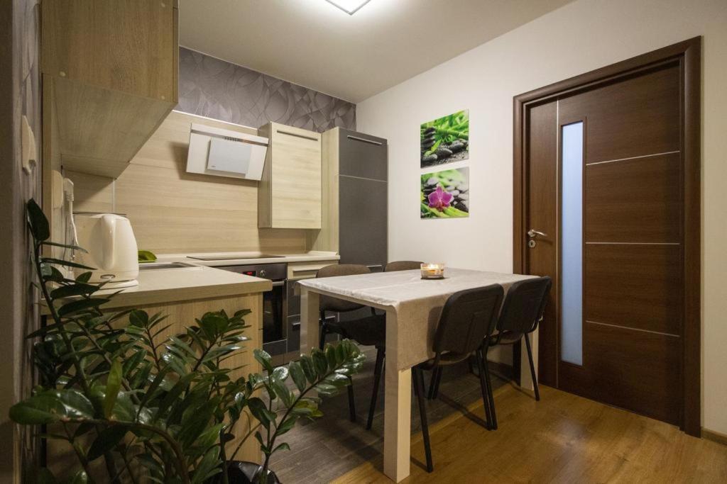 Apartman Adam Veľký Slavkov Esterno foto