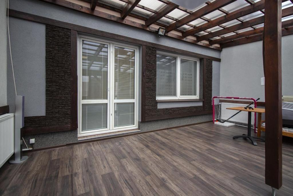 Apartman Adam Veľký Slavkov Esterno foto